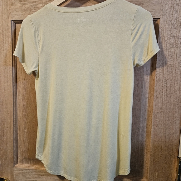 Xs Hollister Must Have super soft tee - Picture 2 of 4
